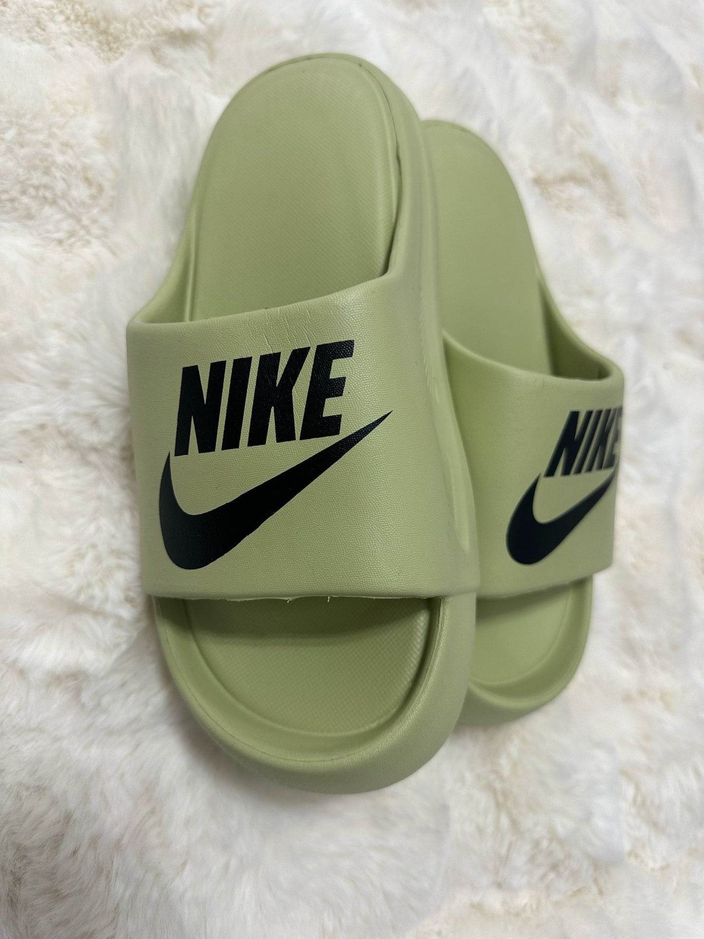 Papuci Dama Ad Verde