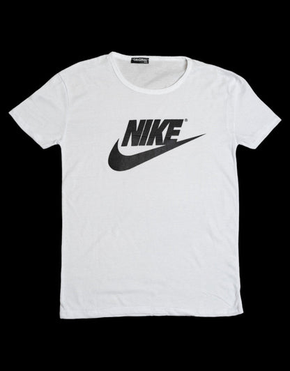 AF Negru/Talpa Alba (Cadou Tricou+Sosete)